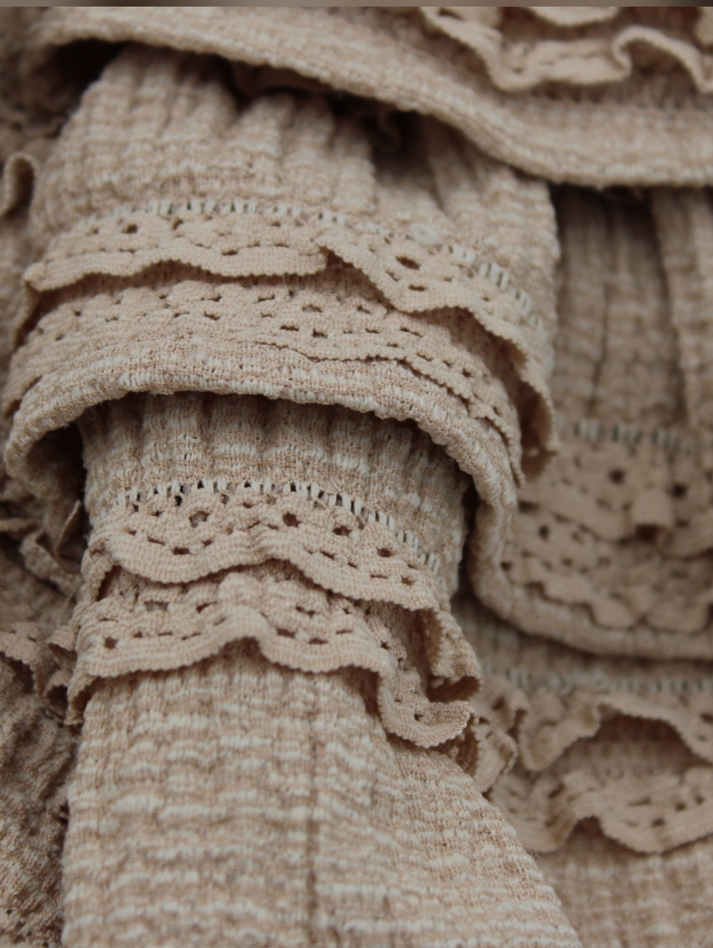 SHEIN Tan Ruffle Layered Mini Skort Size Small - Picture 3 of 5